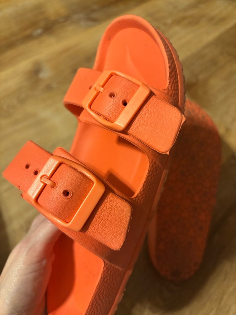 Shade shore sandals **2 for 20* - Picture 7 of 9